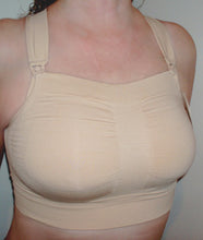 Load image into Gallery viewer, Q T Shaparee 4567 Seamless Sport Bra - NOW 50% OFF!!